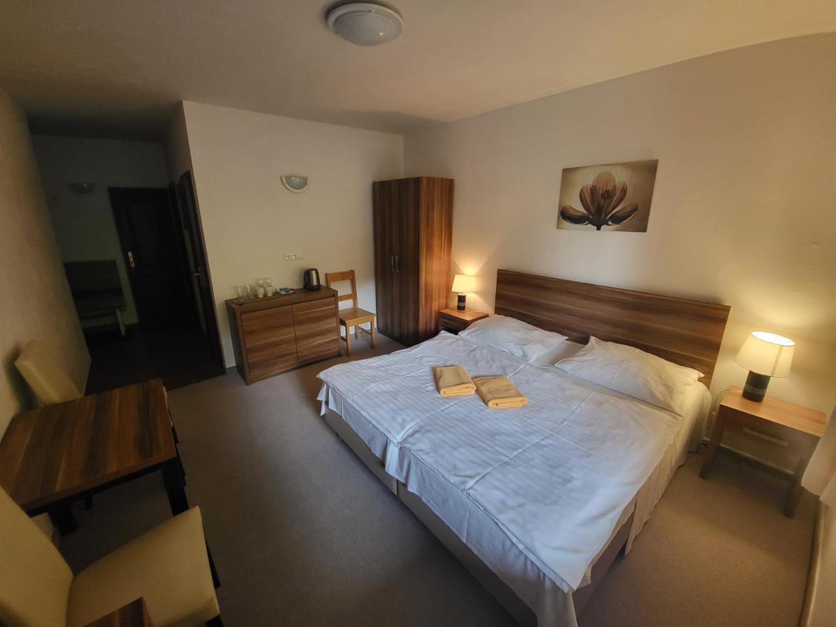 Apartmany Olivia A Olympia Liptov Ruzomberok Bagian luar foto